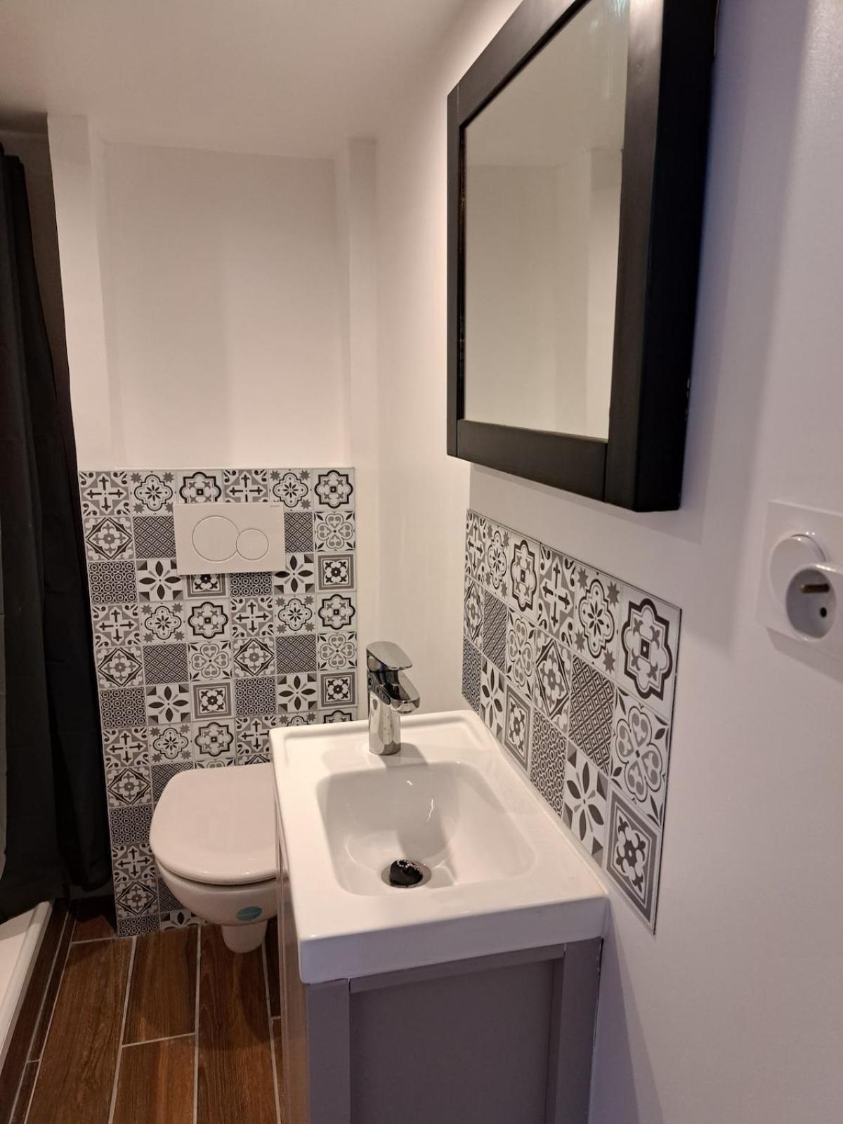 Studio Cosy Entierement Renove A Deux Pas De Lyon Fontaines-sur-Saone Exterior foto